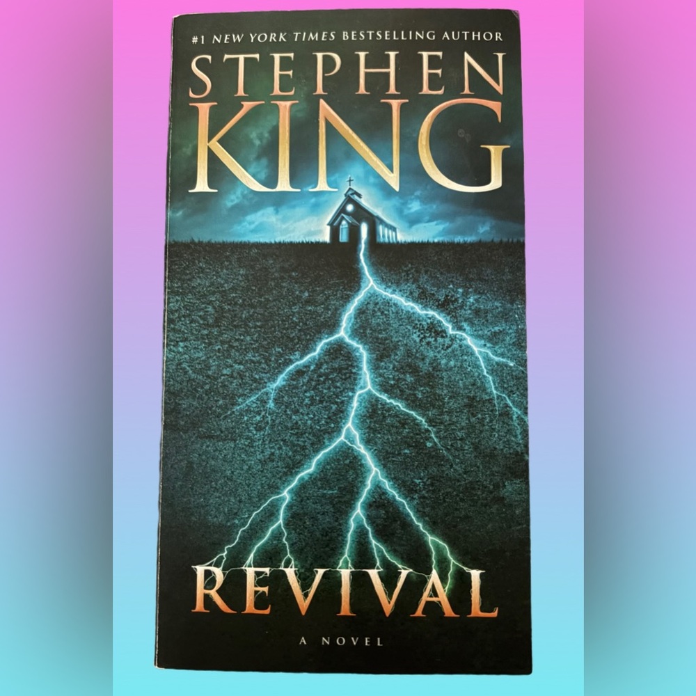 Stephen King Revival Paperback Novel